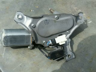 bontott TOYOTA YARIS Hátsó Ablaktörlő Motor