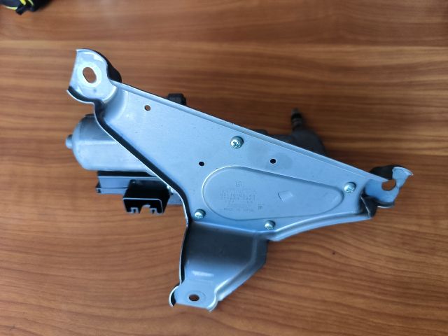 bontott TOYOTA YARIS Hátsó Ablaktörlő Motor