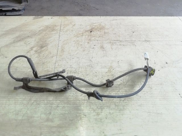 bontott TOYOTA YARIS Hátsó ABS Jeladó Kábelköteg