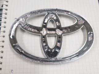 bontott TOYOTA YARIS Hátsó Embléma