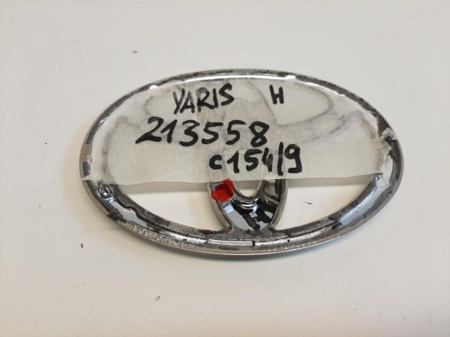 bontott TOYOTA YARIS Hátsó Embléma