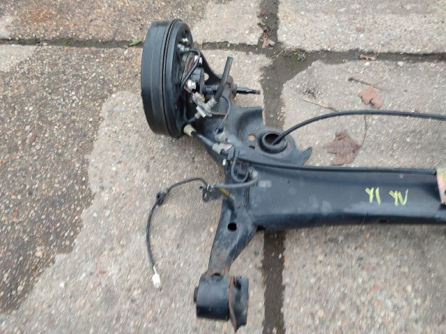 bontott TOYOTA YARIS Hátsó Híd (Dobfékes)