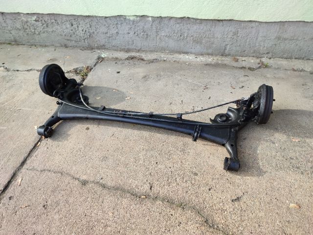 bontott TOYOTA YARIS Hátsó Híd (Dobfékes)