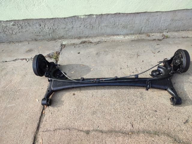 bontott TOYOTA YARIS Hátsó Híd (Dobfékes)