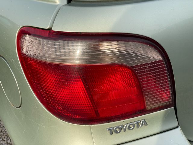 bontott TOYOTA YARIS Hátsó középső Biztonsági Öv Csat