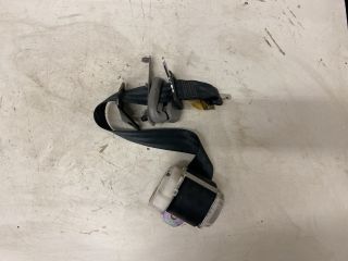 bontott TOYOTA YARIS Hátsó középső Biztonsági Öv