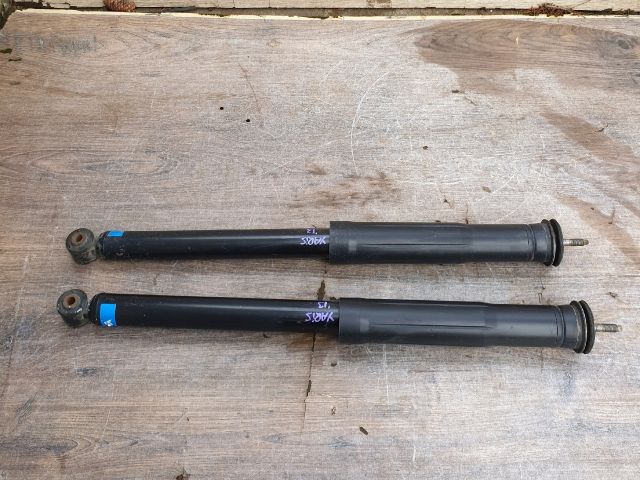 bontott TOYOTA YARIS Hátsó Lengéscsillapító Pár