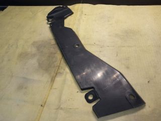 bontott TOYOTA YARIS Hátsó Lökhárító Alsó (Műanyag)