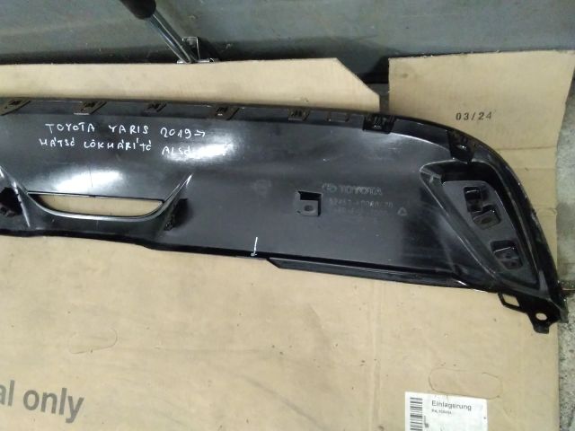 bontott TOYOTA YARIS Hátsó Lökhárító Díszléc