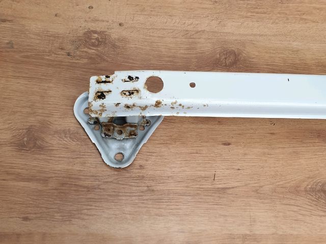 bontott TOYOTA YARIS Hátsó Lökhárító Merevítő (Fém)