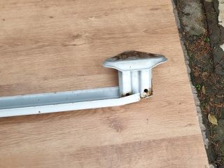 bontott TOYOTA YARIS Hátsó Lökhárító Merevítő (Fém)