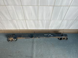 bontott TOYOTA YARIS Hátsó Lökhárító Merevítő (Fém)