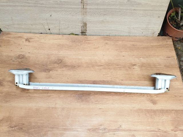 bontott TOYOTA YARIS Hátsó Lökhárító Merevítő (Fém)