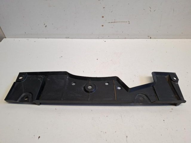 bontott TOYOTA YARIS Hátsó Lökhárító Merevítő (Fém)