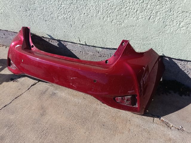 bontott TOYOTA YARIS Hátsó Lökhárító (Részeivel)