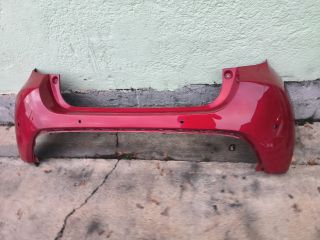 bontott TOYOTA YARIS Hátsó Lökhárító (Részeivel)