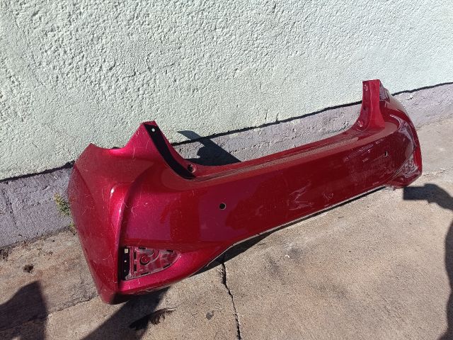 bontott TOYOTA YARIS Hátsó Lökhárító (Részeivel)