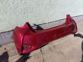 bontott TOYOTA YARIS Hátsó Lökhárító (Részeivel)