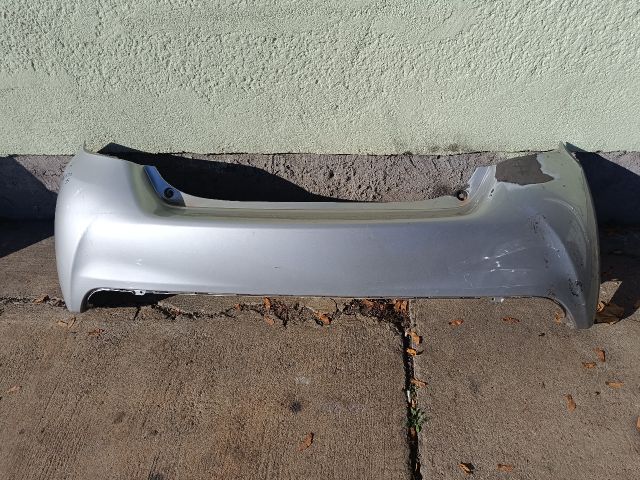 bontott TOYOTA YARIS Hátsó Lökhárító (Részeivel)