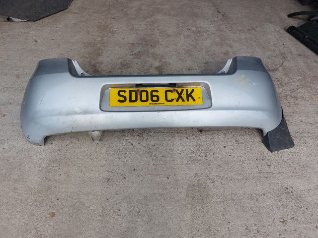 bontott TOYOTA YARIS Hátsó Lökhárító (Részeivel)