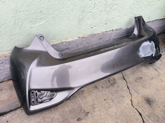 bontott TOYOTA YARIS Hátsó Lökhárító (Részeivel)