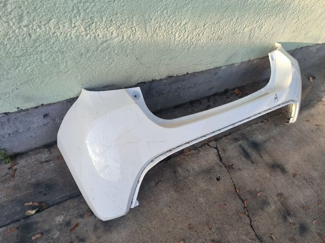 bontott TOYOTA YARIS Hátsó Lökhárító (Részeivel)