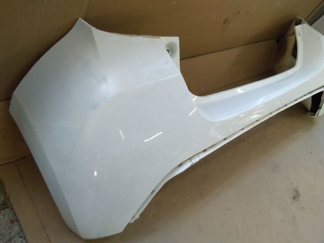 bontott TOYOTA YARIS Hátsó Lökhárító (Üresen)