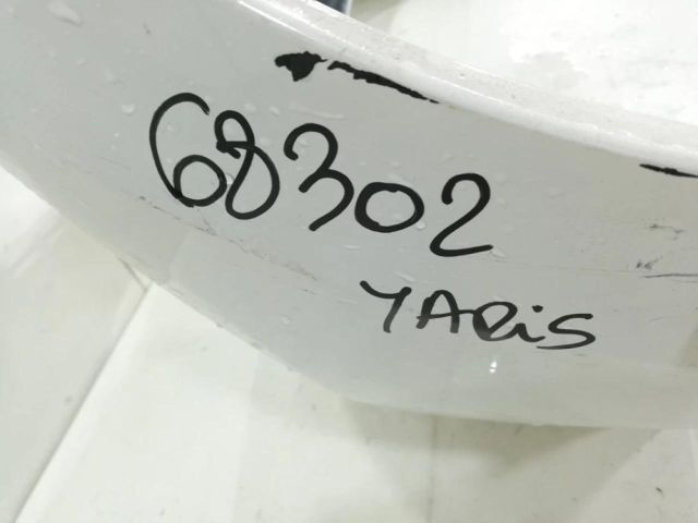 bontott TOYOTA YARIS Hátsó Lökhárító (Üresen)