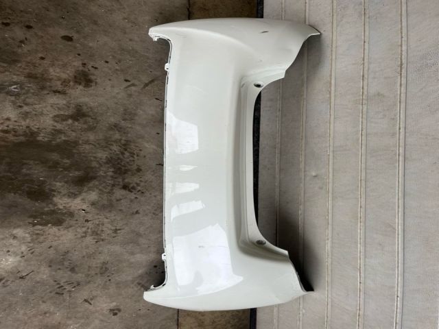 bontott TOYOTA YARIS Hátsó Lökhárító (Üresen)