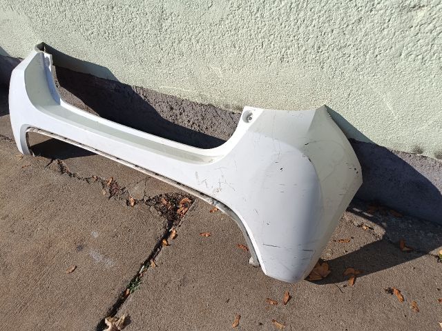 bontott TOYOTA YARIS Hátsó Lökhárító (Üresen)