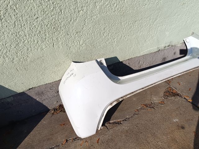 bontott TOYOTA YARIS Hátsó Lökhárító (Üresen)