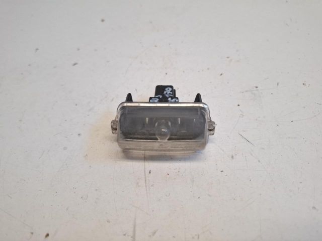 bontott TOYOTA YARIS Hátsó Rendszámtábla Világítás