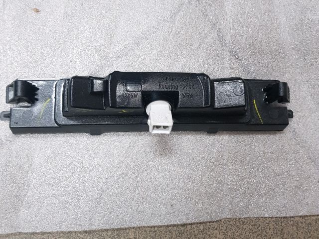 bontott TOYOTA YARIS Hátsó Rendszámtábla Világítás