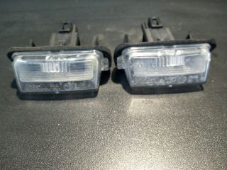 bontott TOYOTA YARIS Hátsó Rendszámtábla Világítás