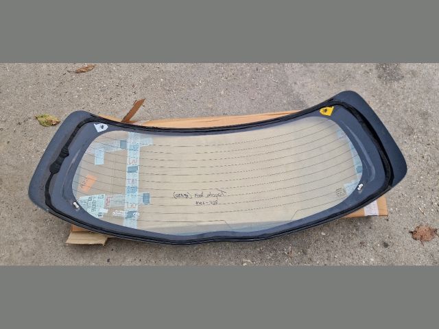 bontott TOYOTA YARIS Hátsó Szélvédő