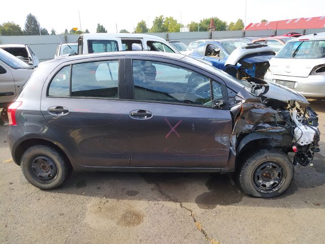 bontott TOYOTA YARIS Hátsó Szélvédő