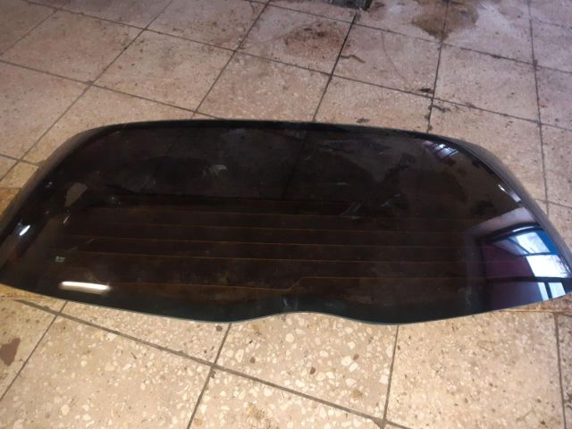 bontott TOYOTA YARIS Hátsó Szélvédő