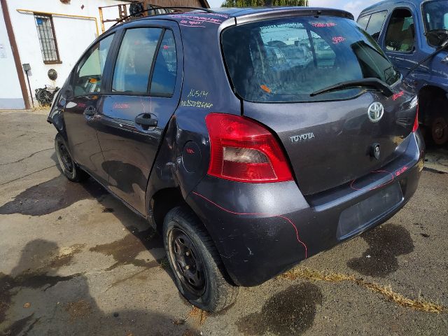 bontott TOYOTA YARIS Hátsó Szélvédő