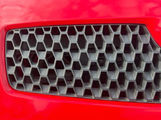 bontott TOYOTA YARIS Hűtőrács