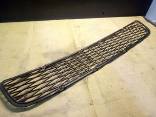 bontott TOYOTA YARIS Hűtőrács