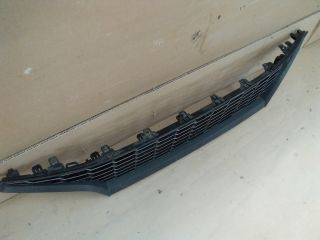 bontott TOYOTA YARIS Hűtőrács