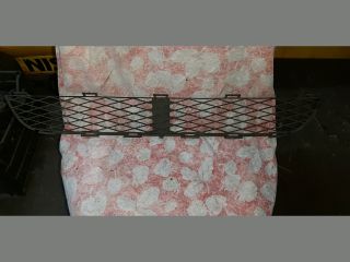 bontott TOYOTA YARIS Hűtőrács