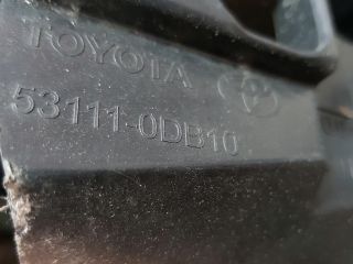 bontott TOYOTA YARIS Hűtőrács