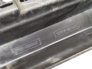 bontott TOYOTA YARIS Hűtőrács