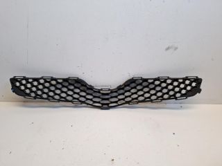 bontott TOYOTA YARIS Hűtőrács