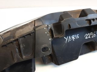 bontott TOYOTA YARIS Hűtőrács