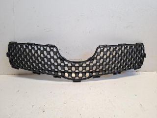 bontott TOYOTA YARIS Hűtőrács