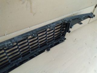 bontott TOYOTA YARIS Hűtőrács