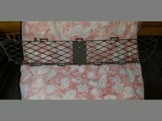 bontott TOYOTA YARIS Hűtőrács