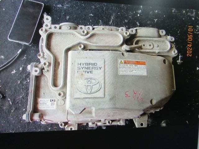 bontott TOYOTA YARIS Hybrid Inverter